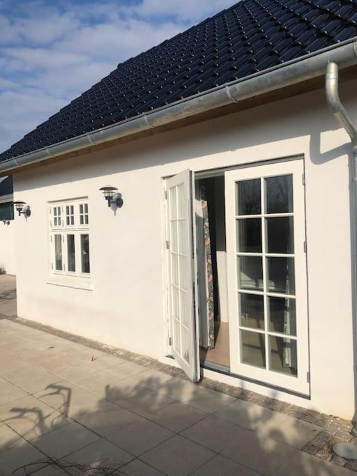 Cozy, Quiet Guest House Perfect For Business Or Pleasure Hillerød Exterior foto