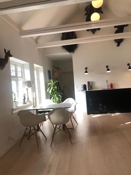 Cozy, Quiet Guest House Perfect For Business Or Pleasure Hillerød Exterior foto